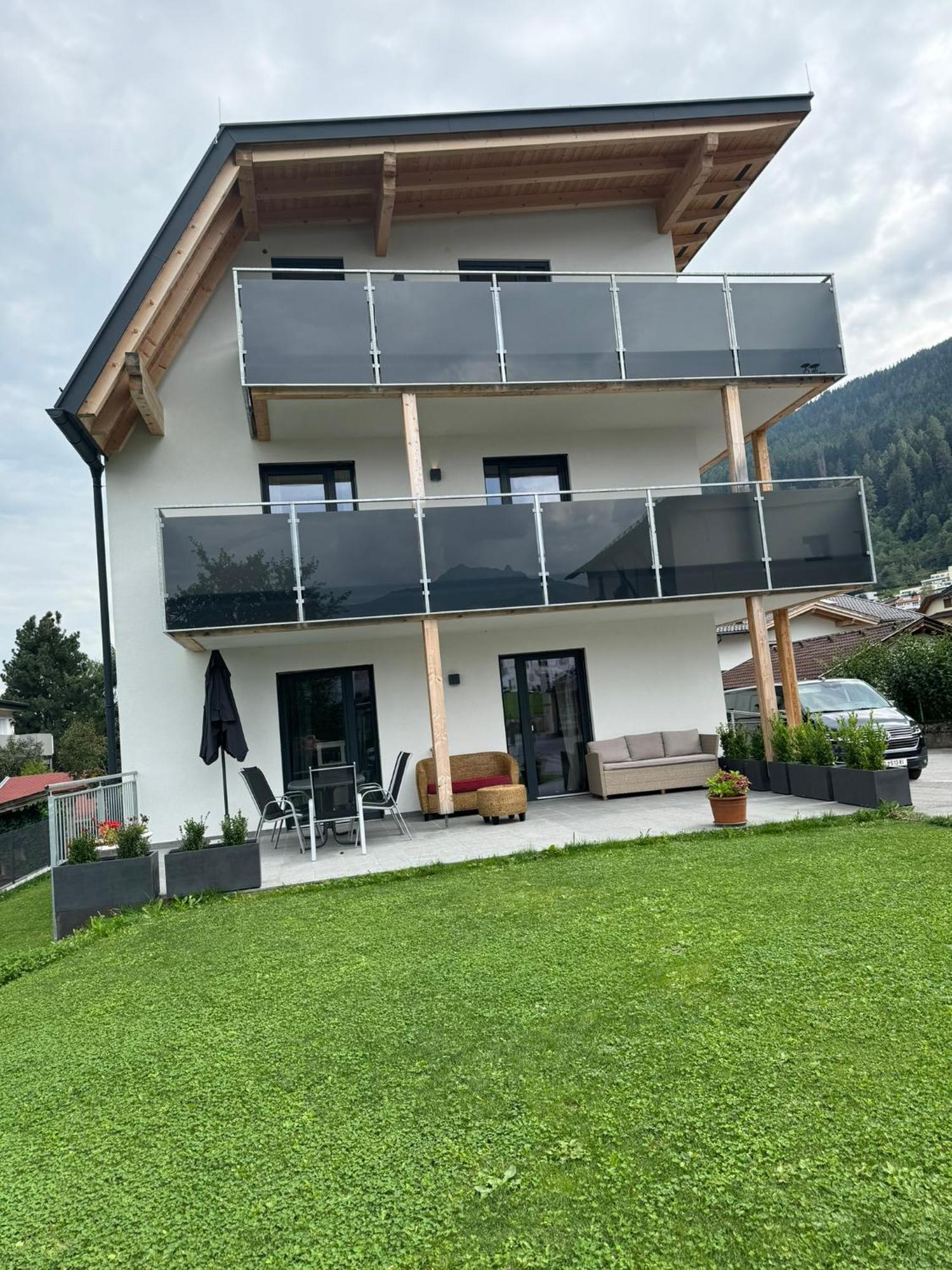 Apartments Oliver, Axams Innsbruck Exterior photo